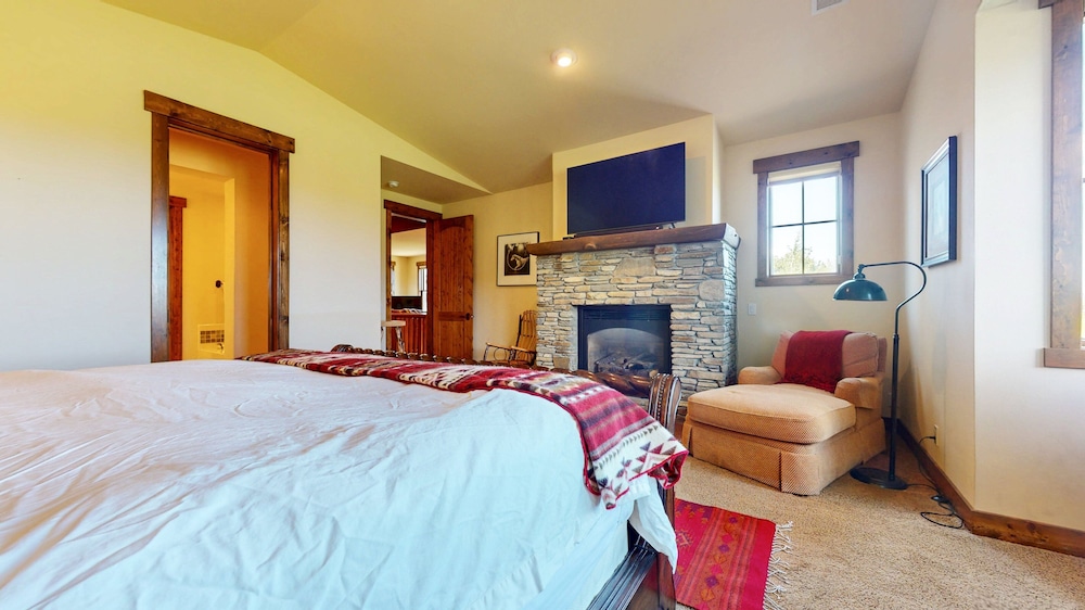Snowcreek Vi The Lodges #1197 3 Bedroom Condo