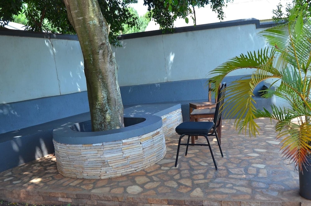 Kamfart Safari Lodge
