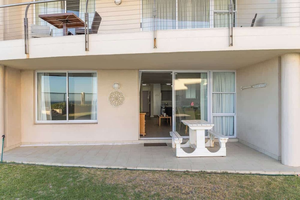 Holiday Apartment Lagoon Beach