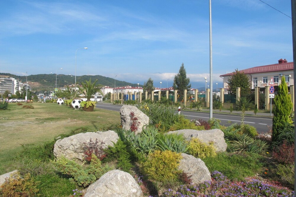Photo 10