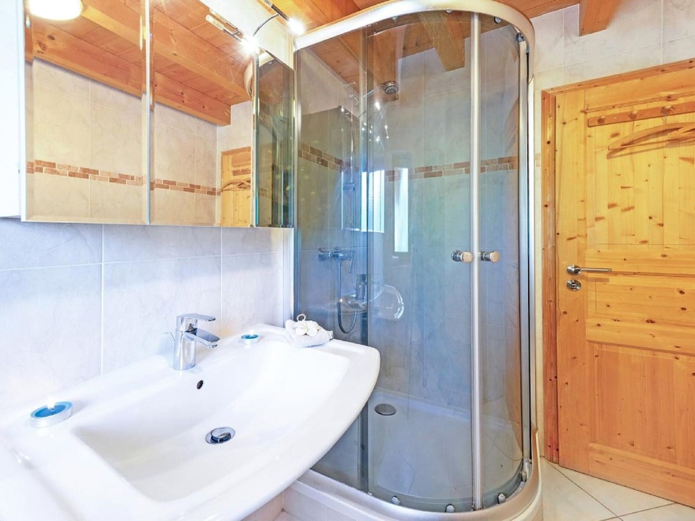 Exceptional Chalet With Outdoor Bubble Bath