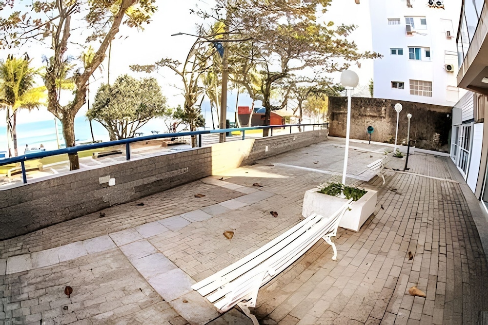 CONDOMINIO PRAIAS DO GUARUJÁ
