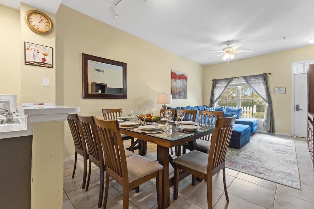Relaxing 3BR Haven for 8 at Seven Dwarfs