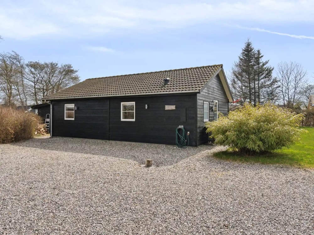 5 Star Holiday Home in Borkop