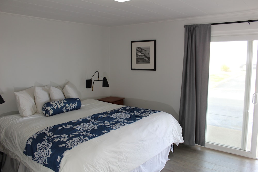 Sea Latch Inn