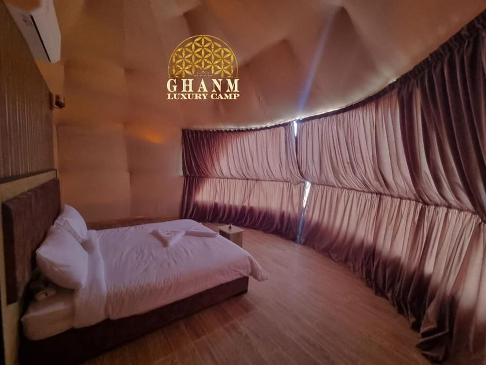 Ghanm Luxury Camp Glamping view 4
