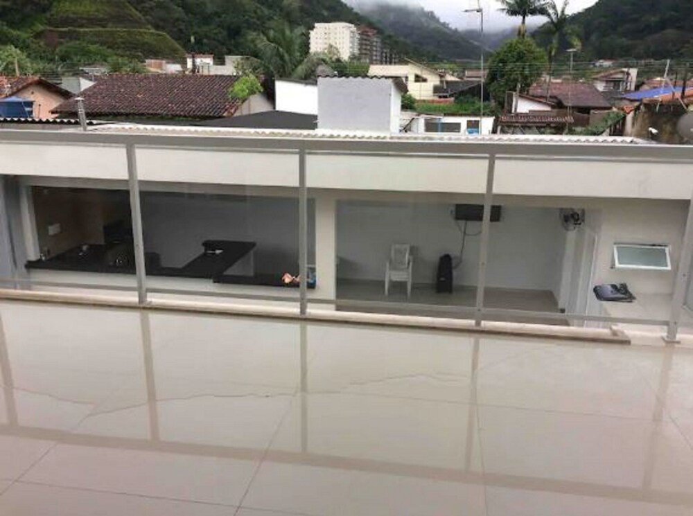 Casa com piscina em Caraguatatuba view 3