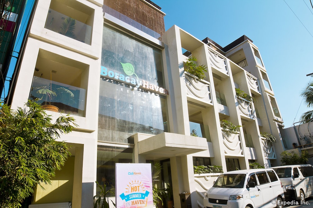 Hotel Boracay Haven Resort - Image 1