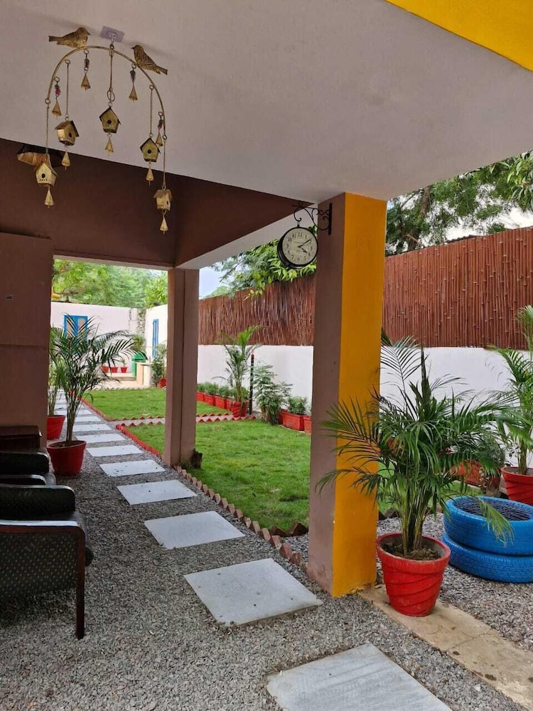 TNC Lucknow by The Nomad Cave Hostel