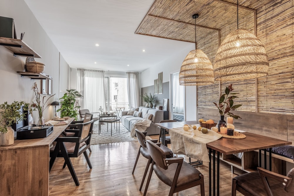 Boma - 2 Bedrooms and Terrace in Recoletos