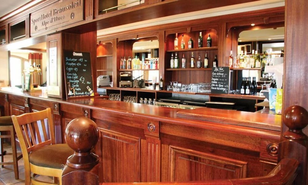 Huez Vacations - SportHotel Beausoleil - Property Image 10