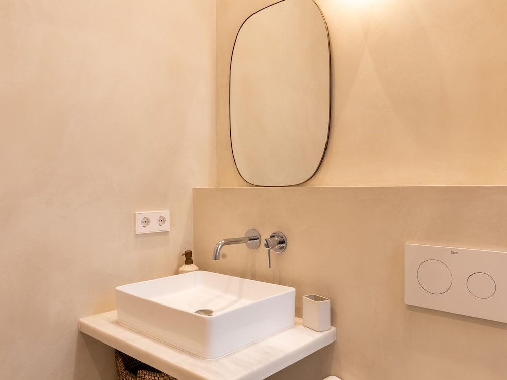 Apartamento de Lujo de Tres Habitaciones