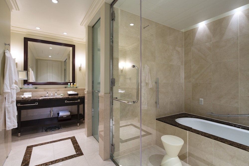 The Tokyo Station Hotel 68