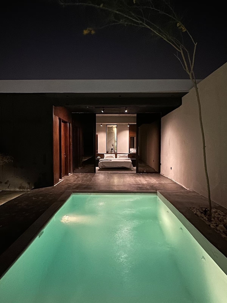 Portal Chalets With Private Pool- Qirwan