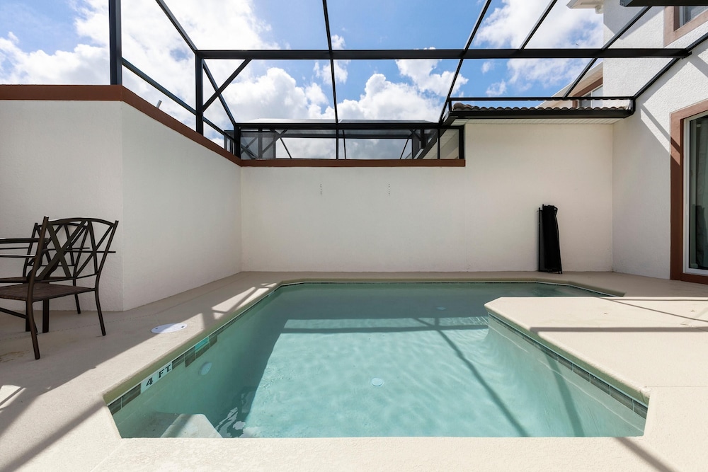 8919sid-the Retreat at Championsgate view 4