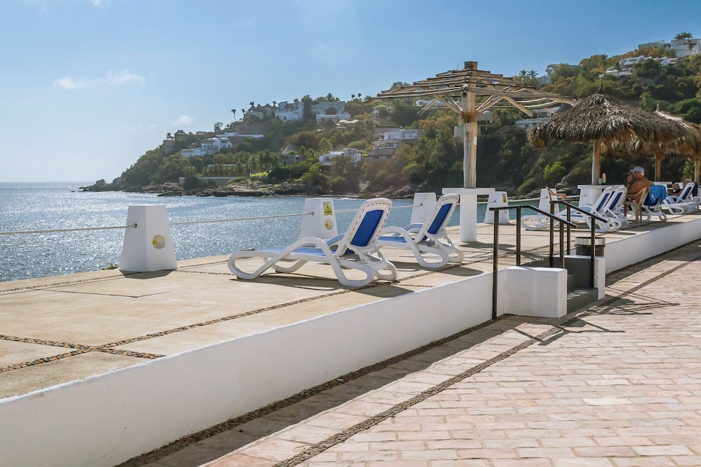 Flat with Unbeatable Views & 2 Bedrooms