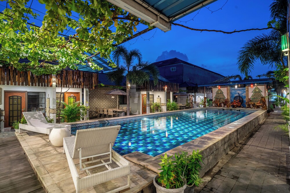 Senyum Bali inn