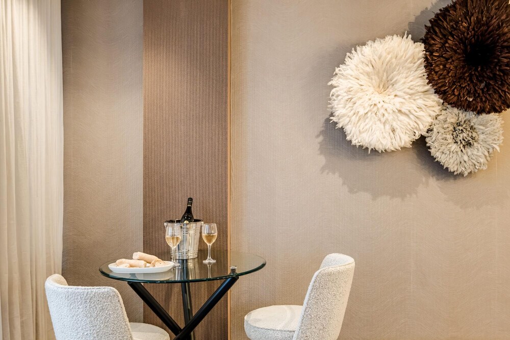 Trendy 1bed Modern Apt Cape Town City Suite 1601