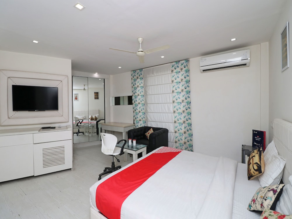 OYO 12346 Siris Inn