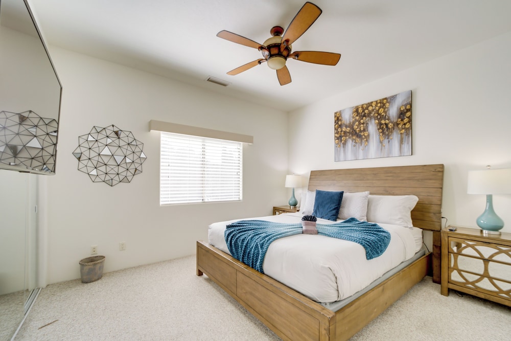 Thunder Mtn Views: Walkable Home in West Sedona!