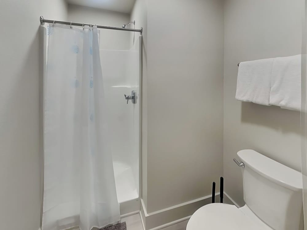 Sea Glass #313 by Southern Vacation Rentals