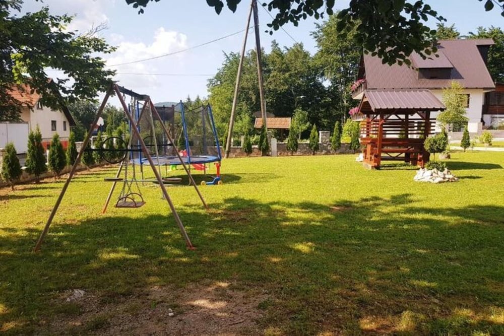 Green Valley Guesthouse in Jezerce