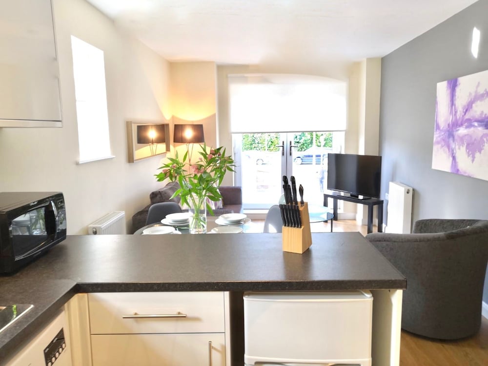 Oxford Vacations - Razia Apartments - Property Image 82