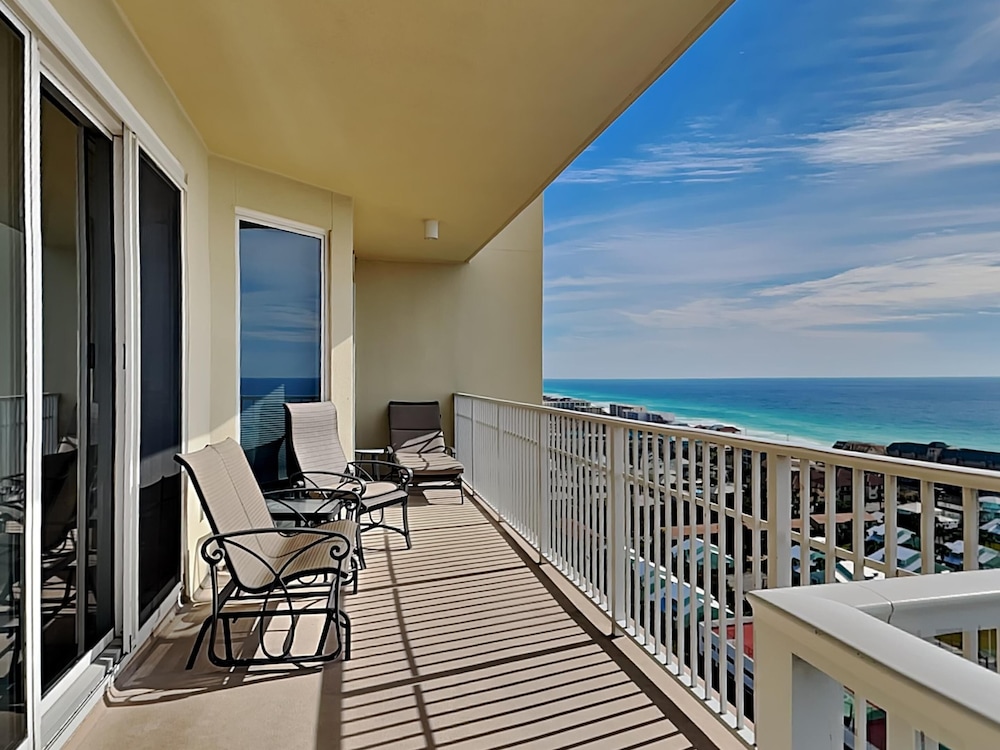 Ariel Dunes by Southern Vacation Rentals