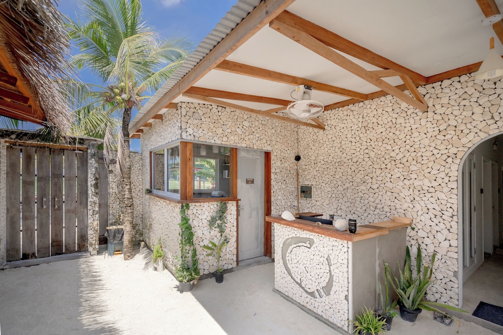 Brickwood Shoreline photo 2