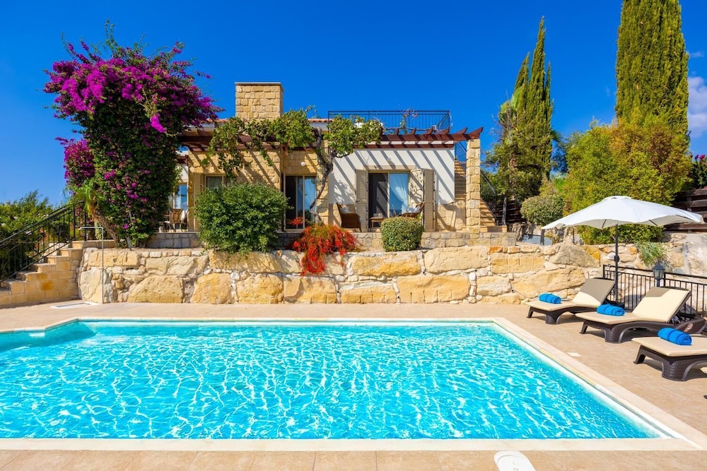Villa Lone in Argaka