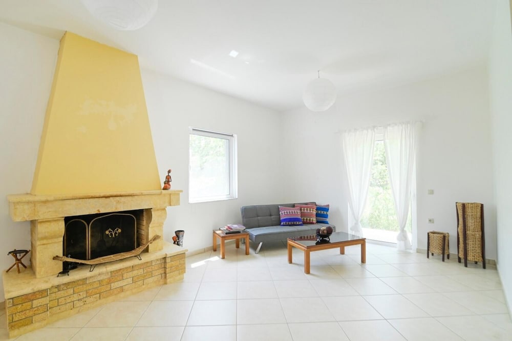 Soko Guest House in Astratigos view 5