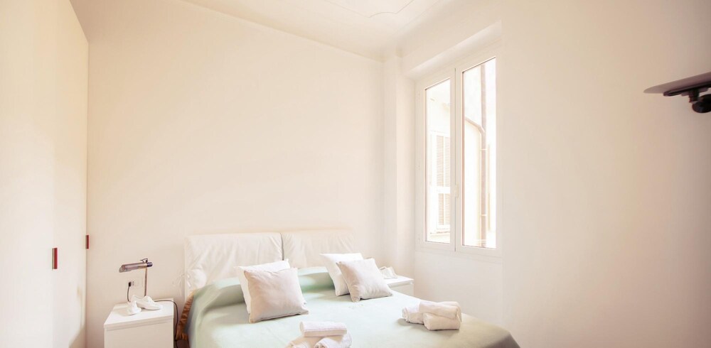 Green Apartment in the Center by Wonderful Italy view 3