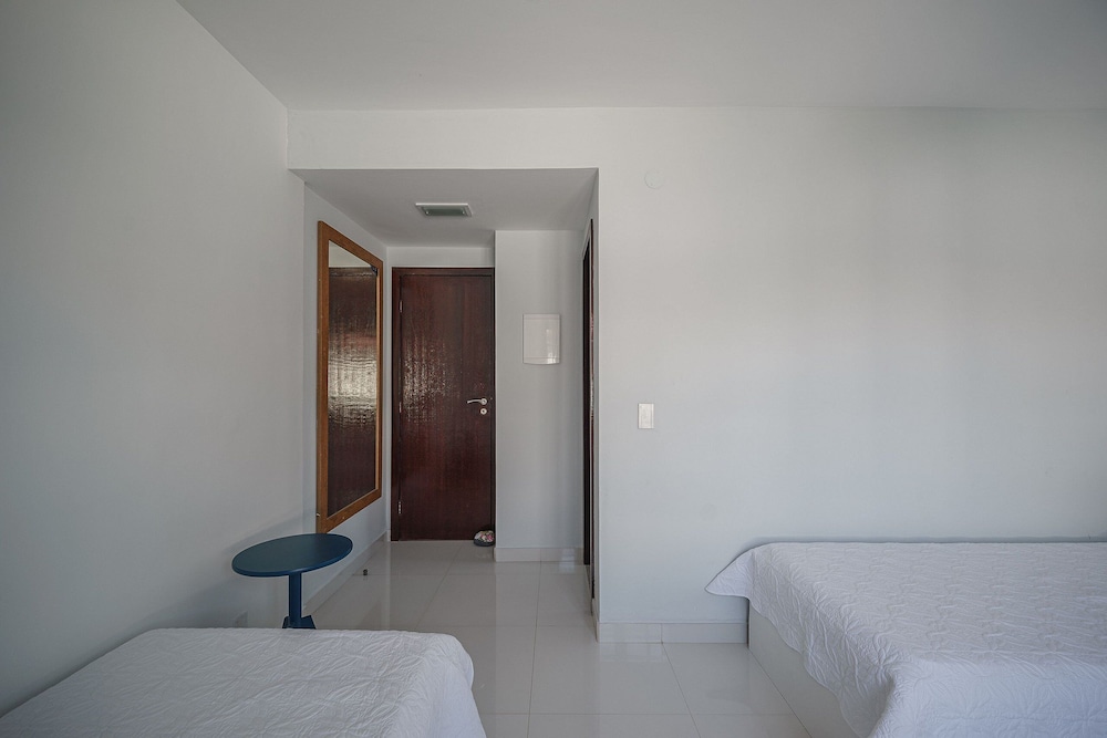 Bz60 Casa em condomínio pé na areia