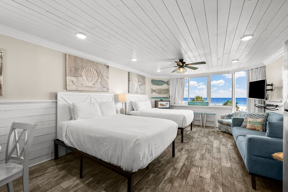 Beachfront Studio Condo - Top of the Gulf 317