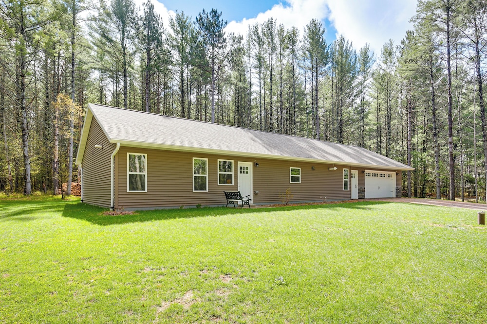 Northwoods Cabin - Near 3 Woodruff Lakes view 5