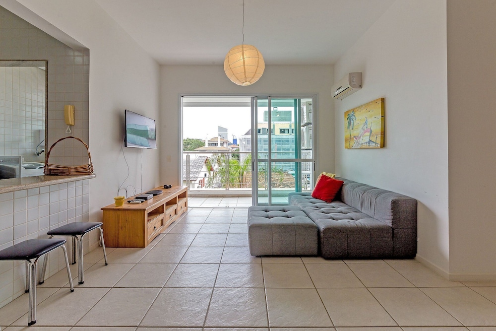 Apt With Pool 250m From Jurere Beach Aya201