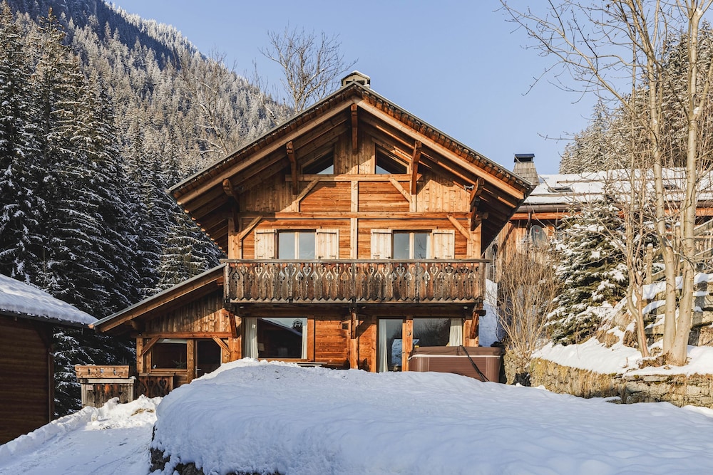 Chalet Scierie - Luxury Chalet With hot tub