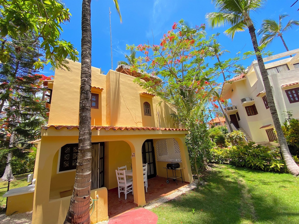 TROPICAL VILLAS playa LOS CORALES