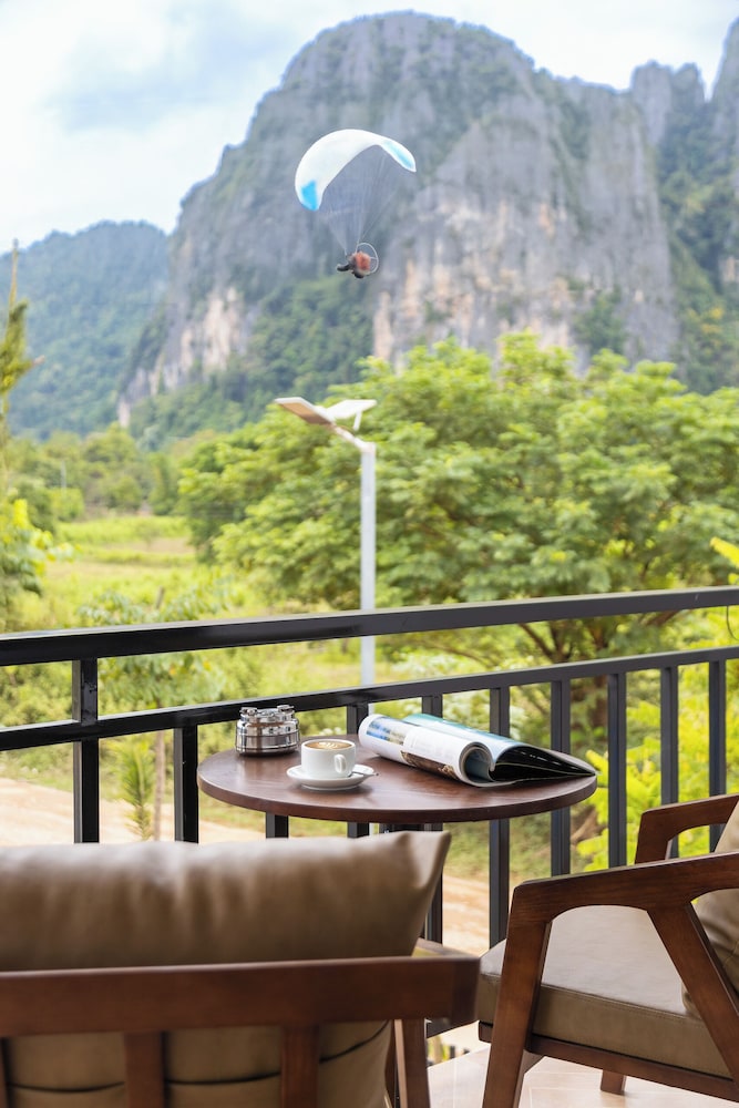 Paradise Mountain View Resort