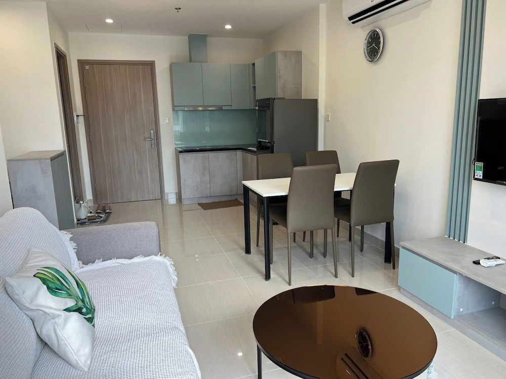 COZY- Vinhomes Grand Park Apartments