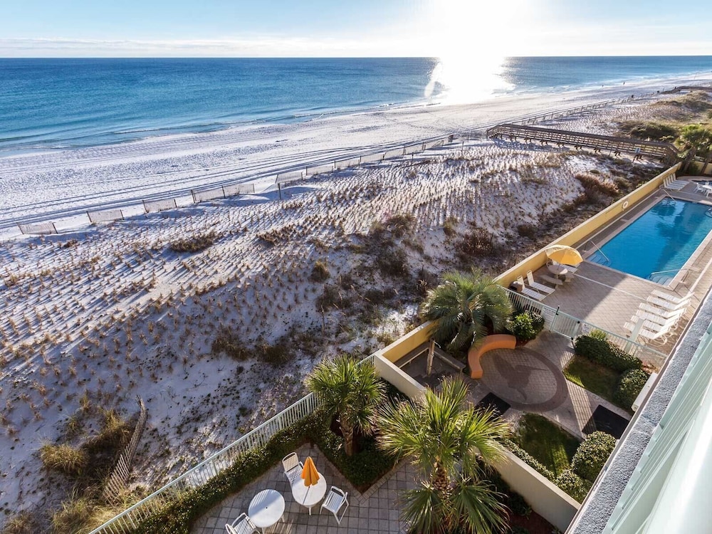 Pelican Isle 407 by Brooks and Shorey Resorts