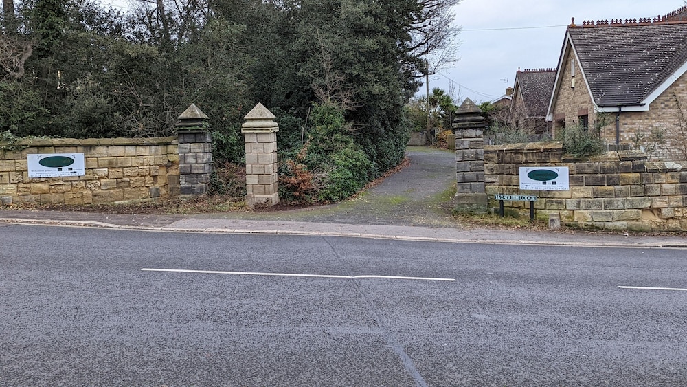 SUMMERFIELDS HOUSE