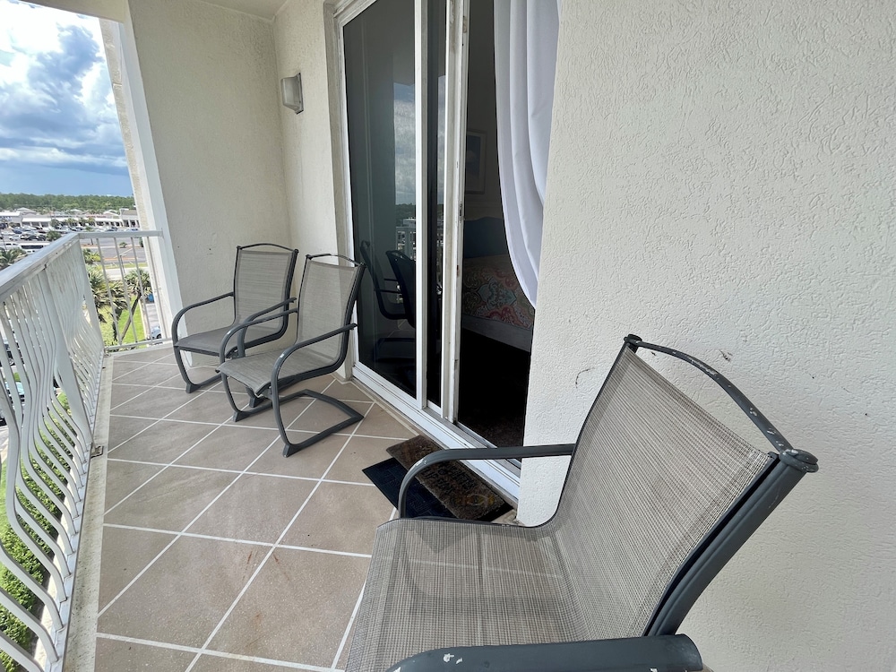 Emerald Key by Southern Vacation Rentals