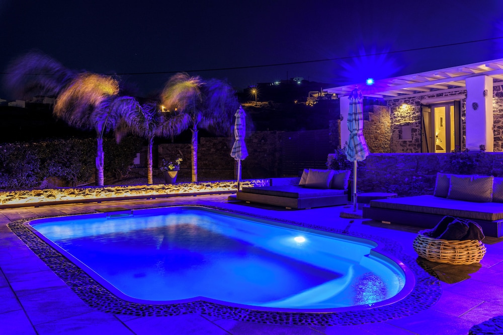 Aurora Mykonos Villas 1