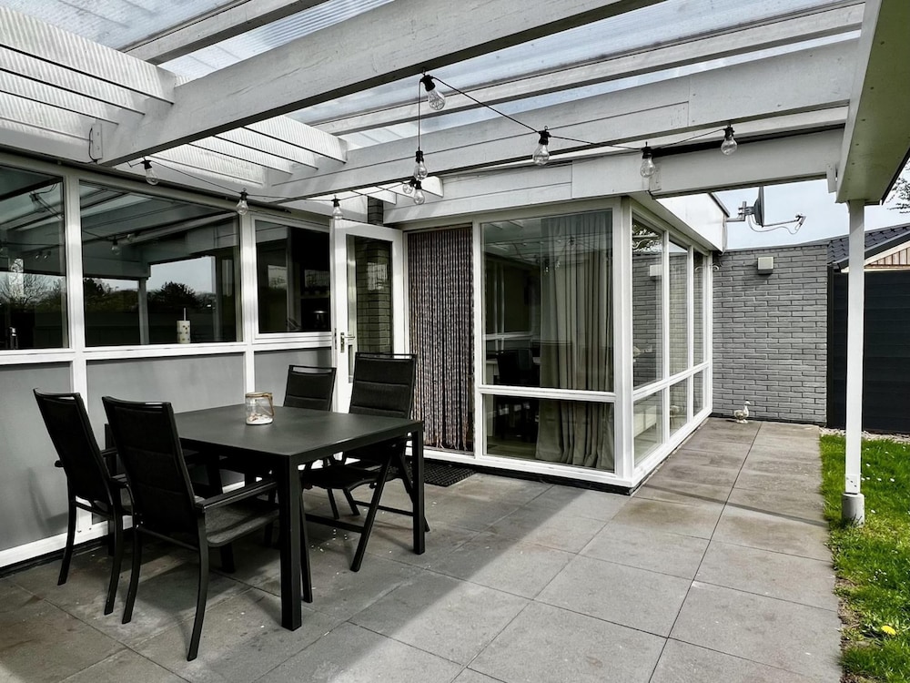 Beautiful Bungalow in North Holland