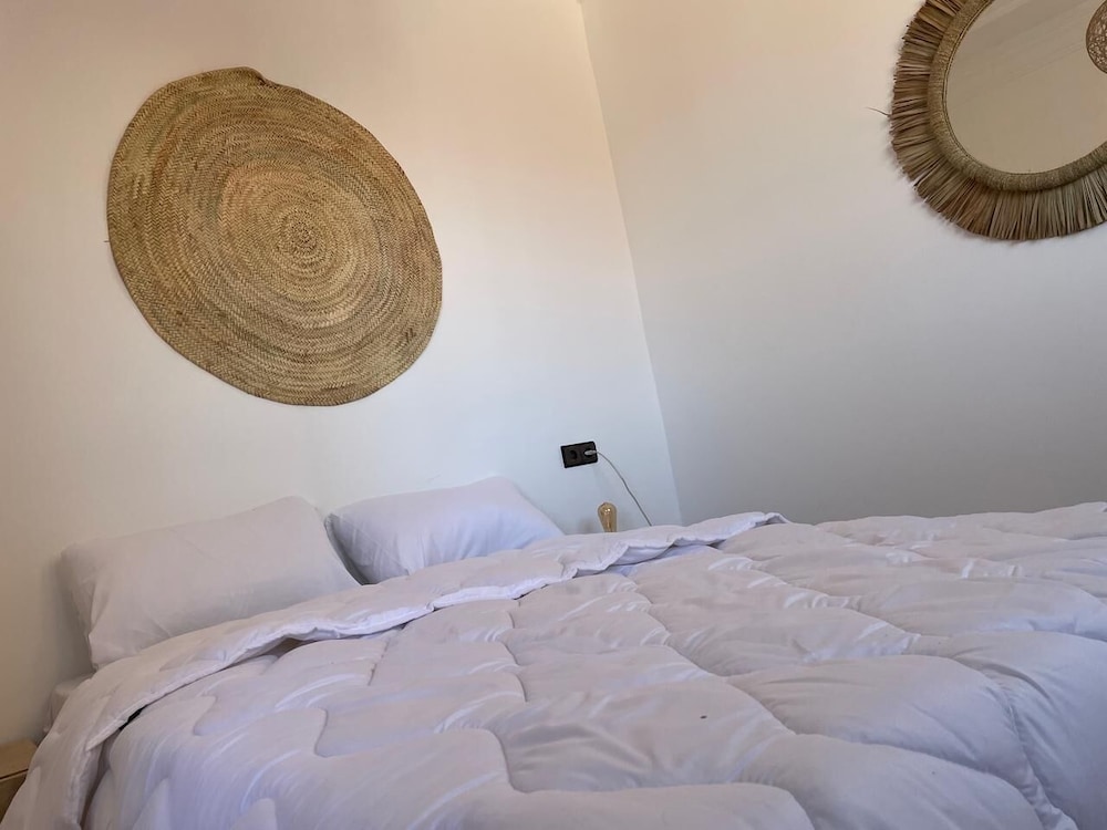 Eco Bay Surf Camp