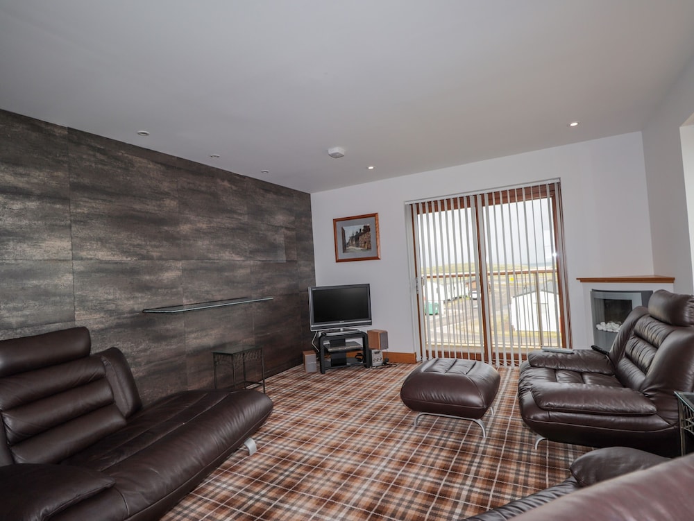 Lossiemouth Bay Cottage