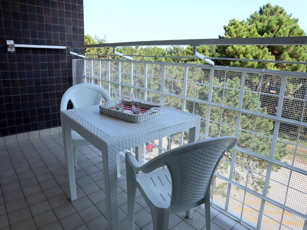 Modern Two-bedroom Apartment With Seaview Balcony view 3