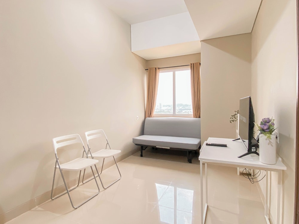 Cream Tone 1Br At Royal Sentul Park Apartment