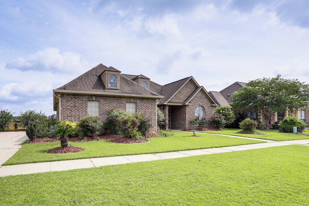 Family Retreat w/ Patio & Yard in Zachary